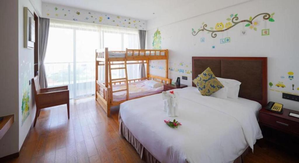 Wyndham Garden Hotel Lingshui  Exterior foto
