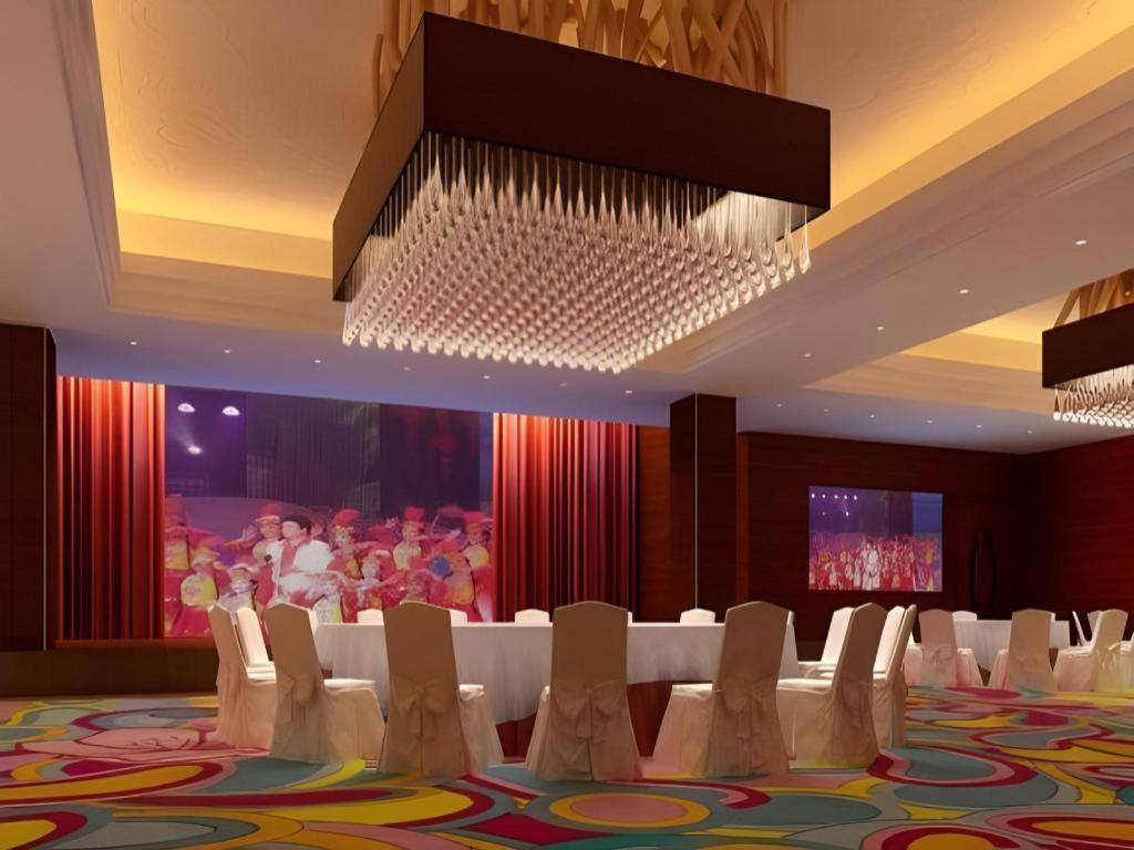 Wyndham Garden Hotel Lingshui  Exterior foto